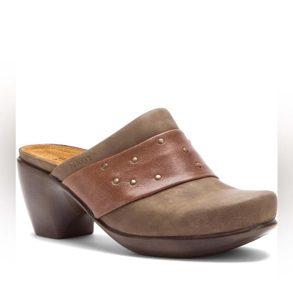 NOAT Appeal Leather Studded Women’s Clogs Sz 37‎ (US 6.5-7)